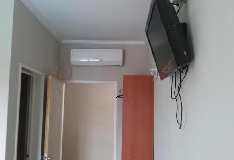 スタンダードルーム, Queguay