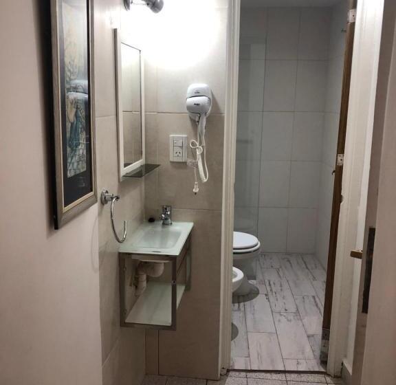 اتاق استاندارد سه نفره, San Carlos