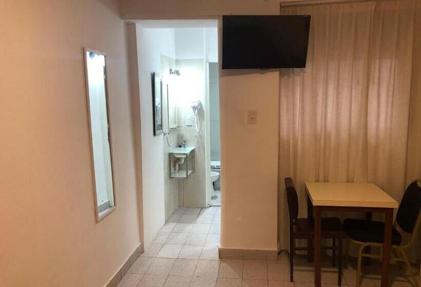 اتاق استاندارد سه نفره, San Carlos