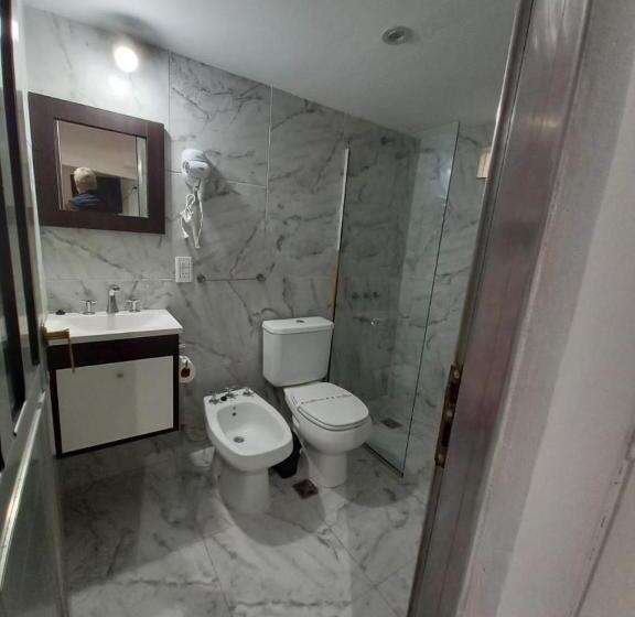 اتاق استاندارد سه نفره, San Carlos