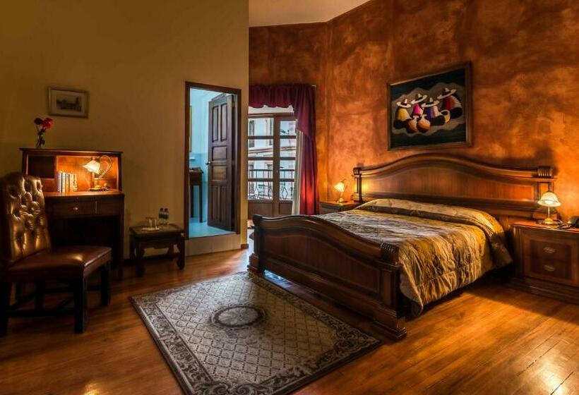 スイート, San Francisco De Quito