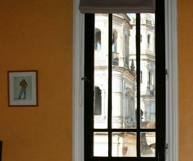 اتاق استاندارد, Lgy Bed & Breakfast Only Men