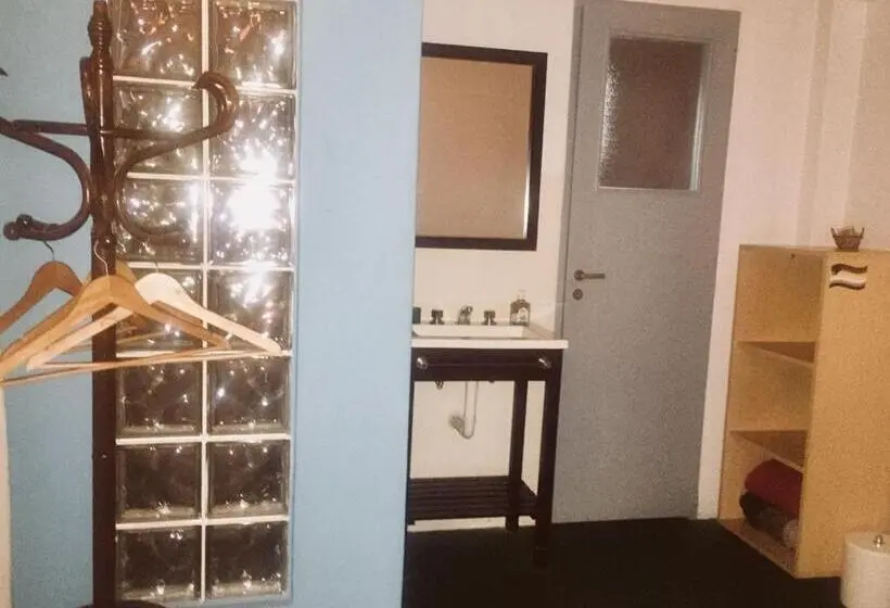 اتاق استاندارد یک نفره, Lgy Bed & Breakfast Only Men