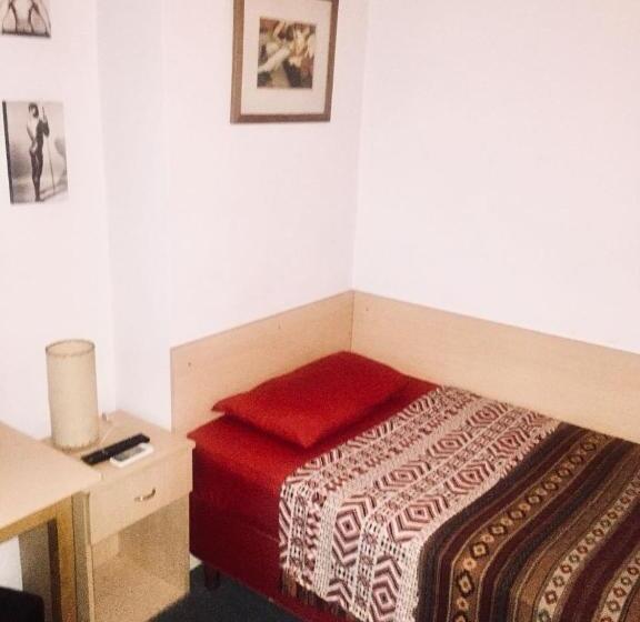 اتاق استاندارد یک نفره, Lgy Bed & Breakfast Only Men