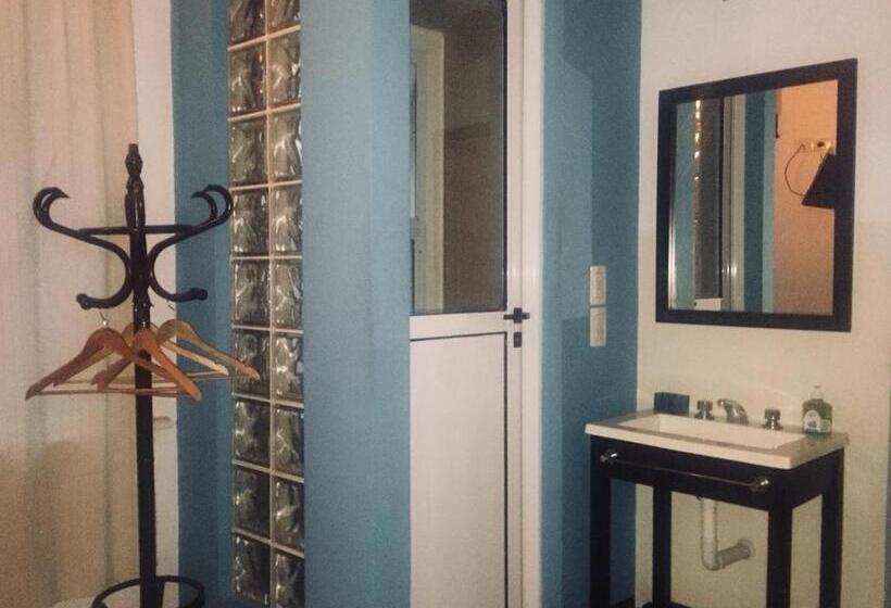 اتاق استاندارد یک نفره, Lgy Bed & Breakfast Only Men