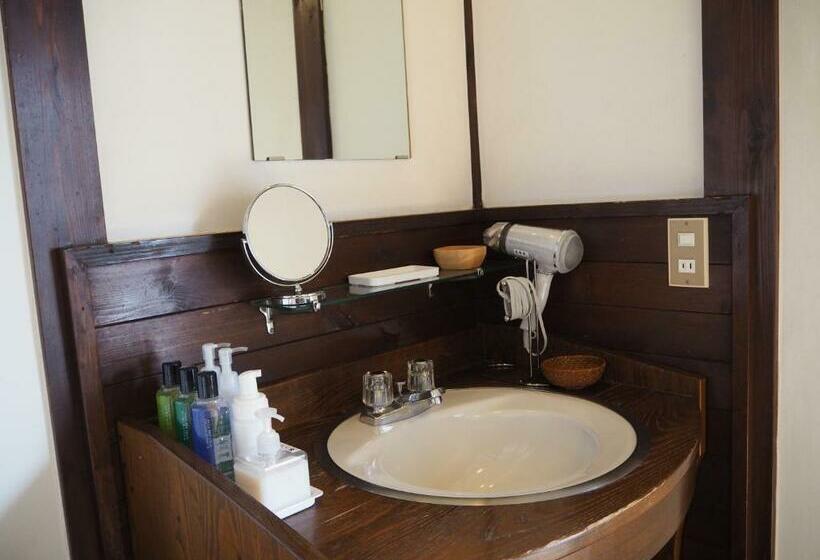 Camera Standard Bagno Condiviso, Shojuen