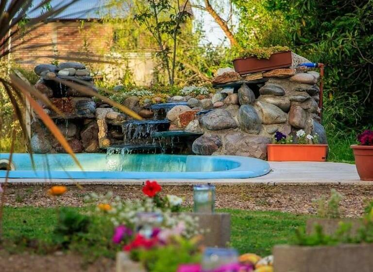 חדר סטנדרטי לארבעה עם חדר אמבטיה משותף, Shanti Hostel