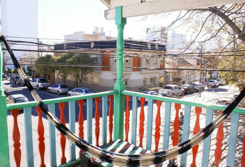 Cama em Quarto Compartilhado, Zeppelin Art Hostel