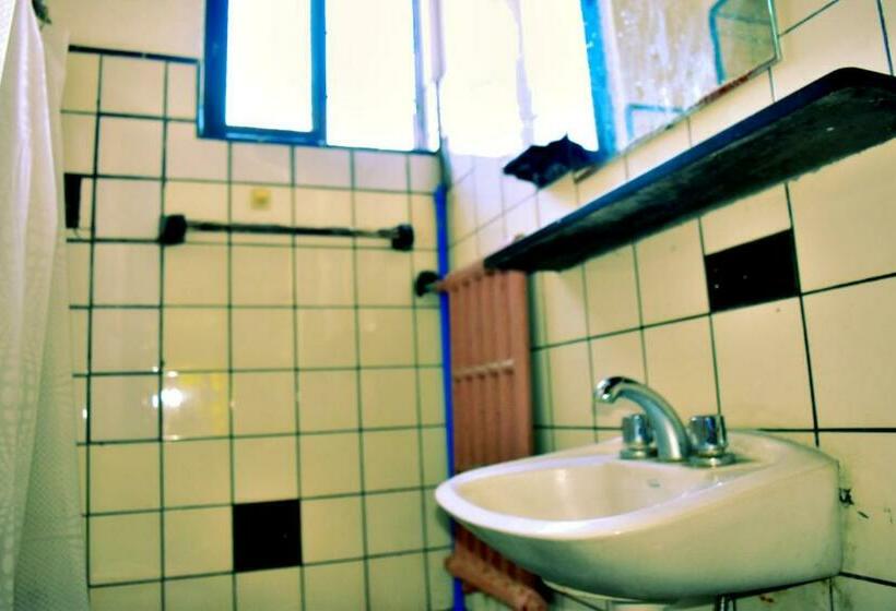 패밀리 룸, Zeppelin Art Hostel