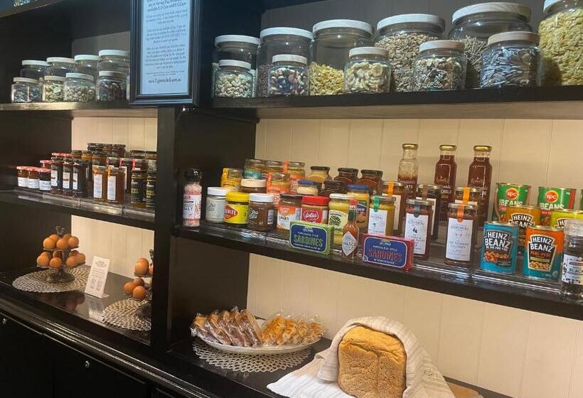 اتاق لوکس, Cypress Bnb