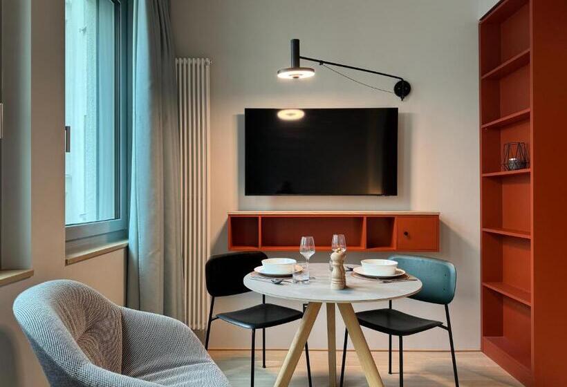 استودیوی سوپریور, Dein Apart München