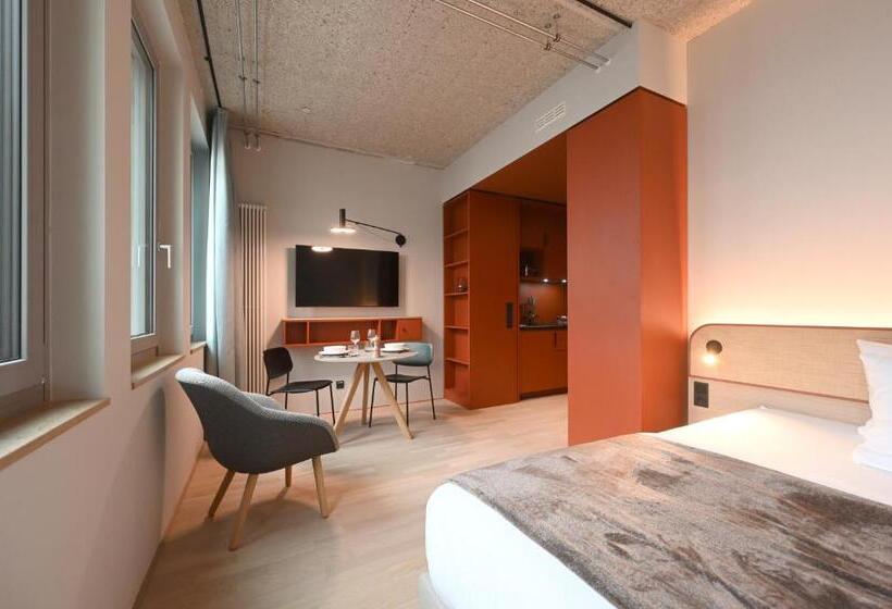 高级工作室, Dein Apart München