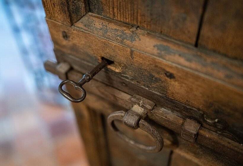 سوییت سوپریور, Casaforte La Bastide