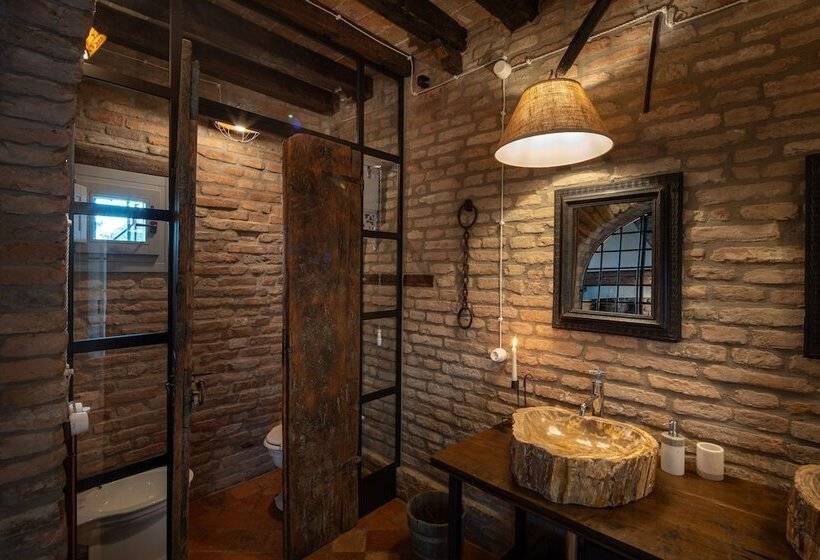 سوییت سوپریور, Casaforte La Bastide