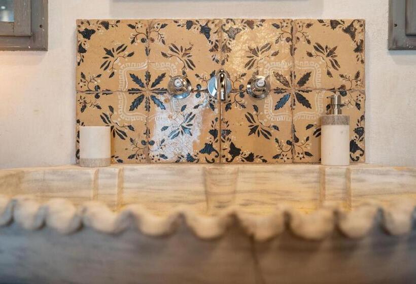 سوییت جونیور, Casaforte La Bastide