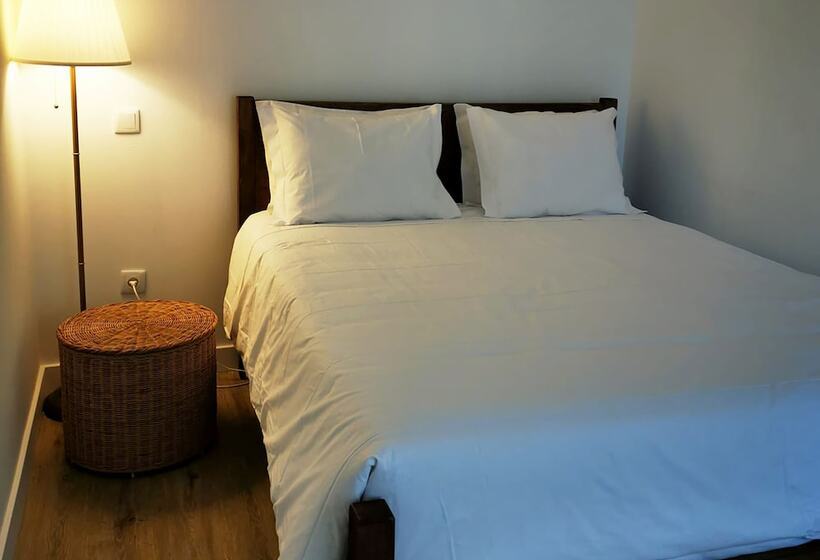 استودیوی سوپریور, Quinta Do Louredo   évora