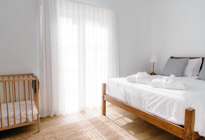 استودیو خانوادگی, Quinta Do Louredo   évora