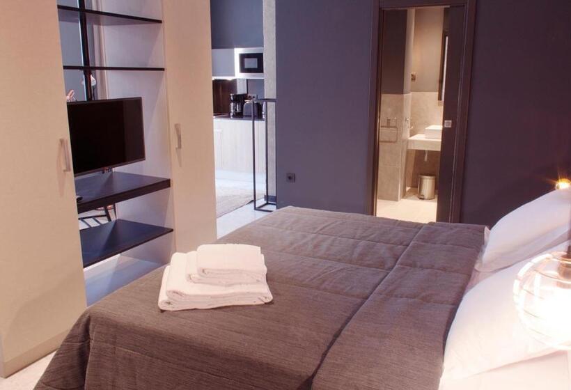 استودیو استاندارد با بالکن, Apartamentos Nono By Charming Stay