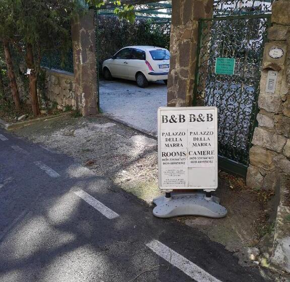 اتاق استاندارد با چشم‌انداز باغ, Palazzo Della Marra