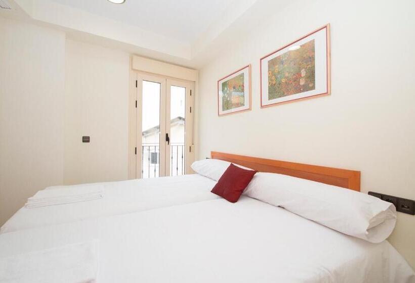 شقة غرفتين, Viveros Apartments