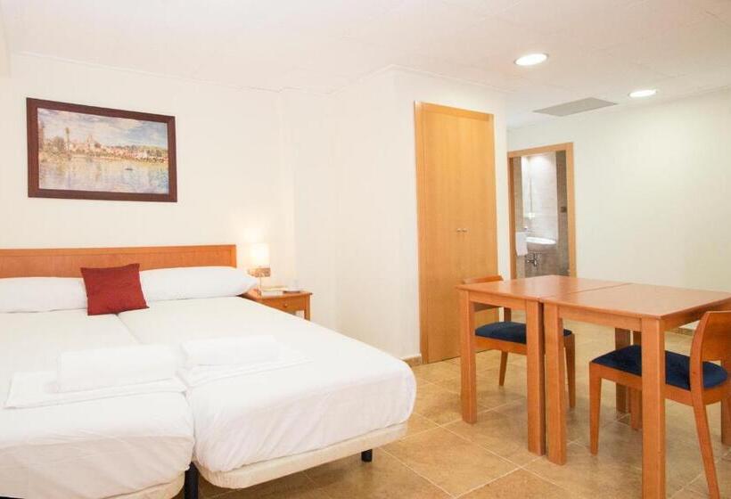 إستوديو قياسى, Viveros Apartments