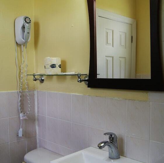 غرفه قياسيه سريرين مزدوجين, Blue Jay Motel