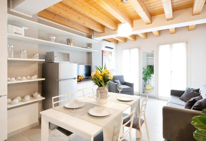 آپارتمان 1 خوابه همکف, Ca Degli Antichi Giardini Apartments