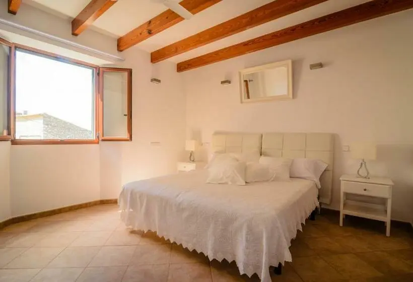 スタンダードルーム, Embat Alberg Juvenil Hostel