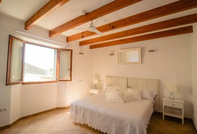 スタンダードルーム, Embat Alberg Juvenil Hostel