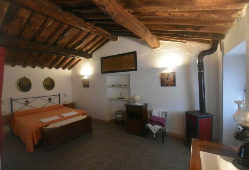 스탠다드 룸, Agriturismo Locanda Del Papa