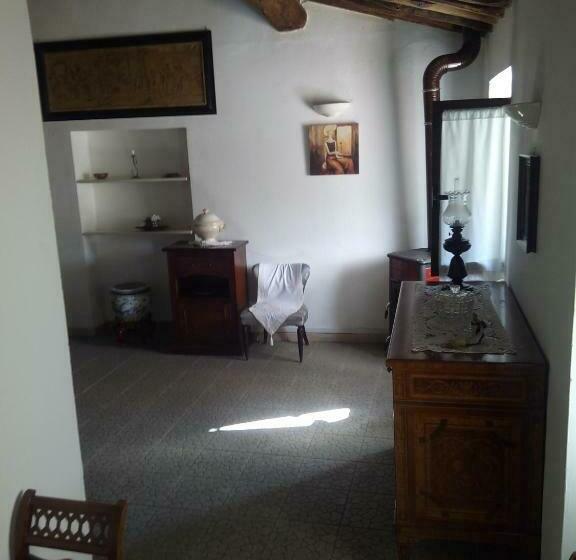 스탠다드 룸, Agriturismo Locanda Del Papa