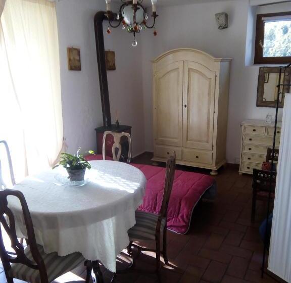 베이직 3인 룸, Agriturismo Locanda Del Papa