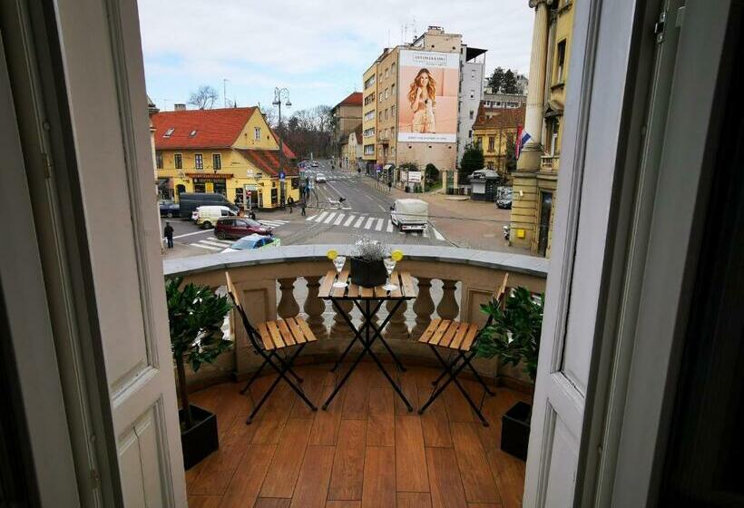 غرفة ديلوكس مطلة على المدينة, Art Hotel Like