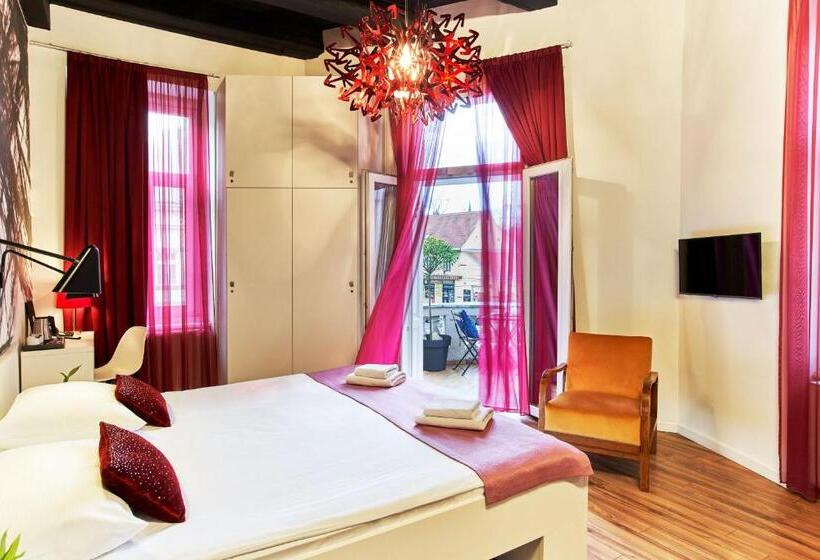 غرفة ديلوكس مطلة على المدينة, Art Hotel Like