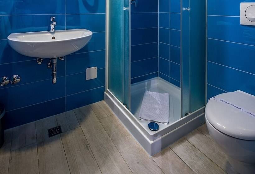 اتاق استاندارد, Art Hotel Like