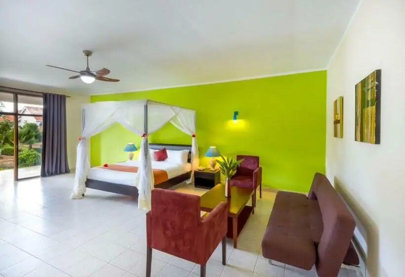 اتاق استاندارد با چشم‌انداز باغ, Azao Resort & Spa