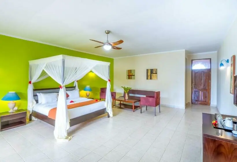 اتاق استاندارد با چشم‌انداز باغ, Azao Resort & Spa