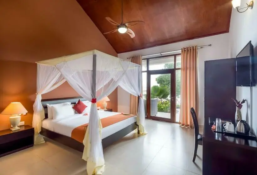 اتاق لوکس با چشم‌انداز دریا, Azao Resort & Spa