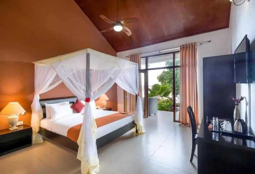 اتاق لوکس با چشم‌انداز دریا, Azao Resort & Spa