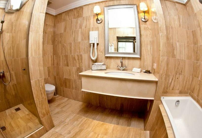 سوییت, Cosmonaut