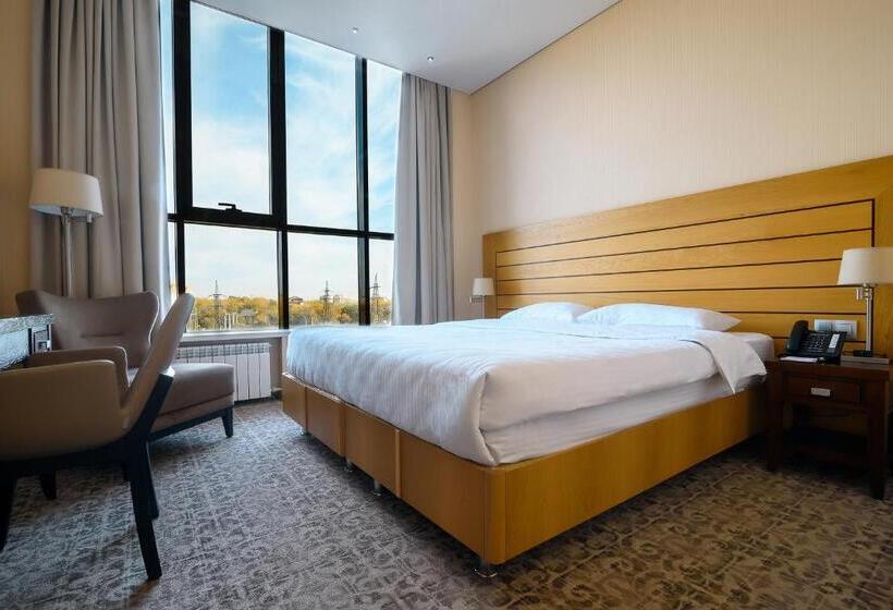 اتاق استاندارد با تخت بزرگ, Cosmonaut