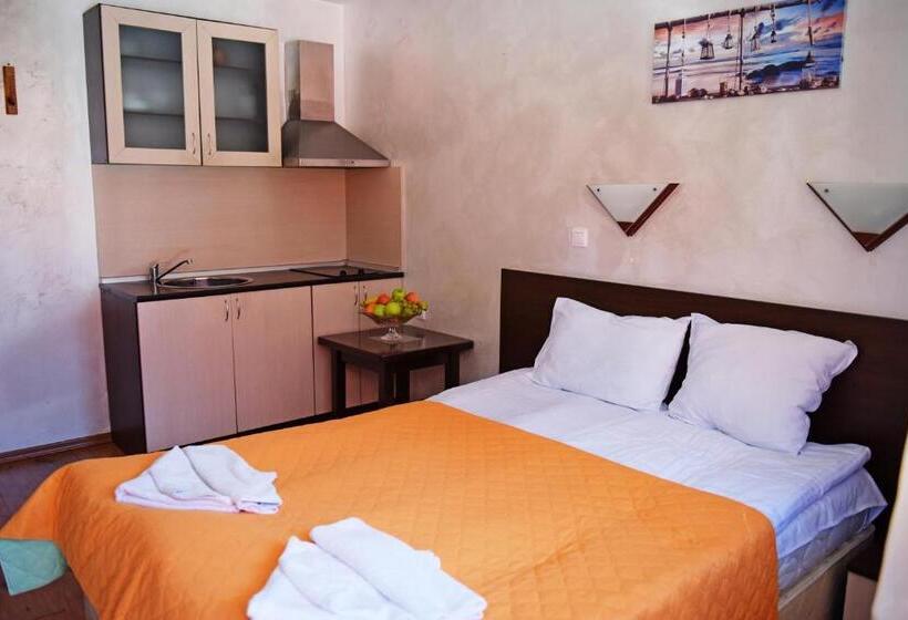 غرفة قياسية, Forest Nook Apart