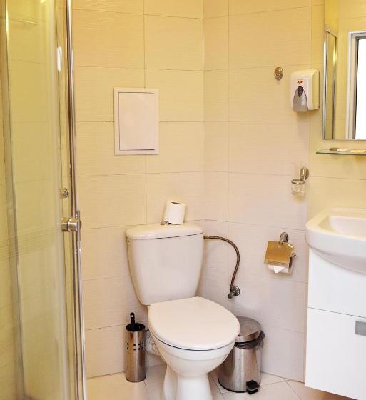 شقة غرفة واحدة, Forest Nook Apart