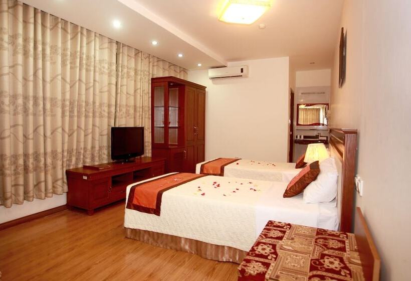 חדר דלוקס, Hacinco