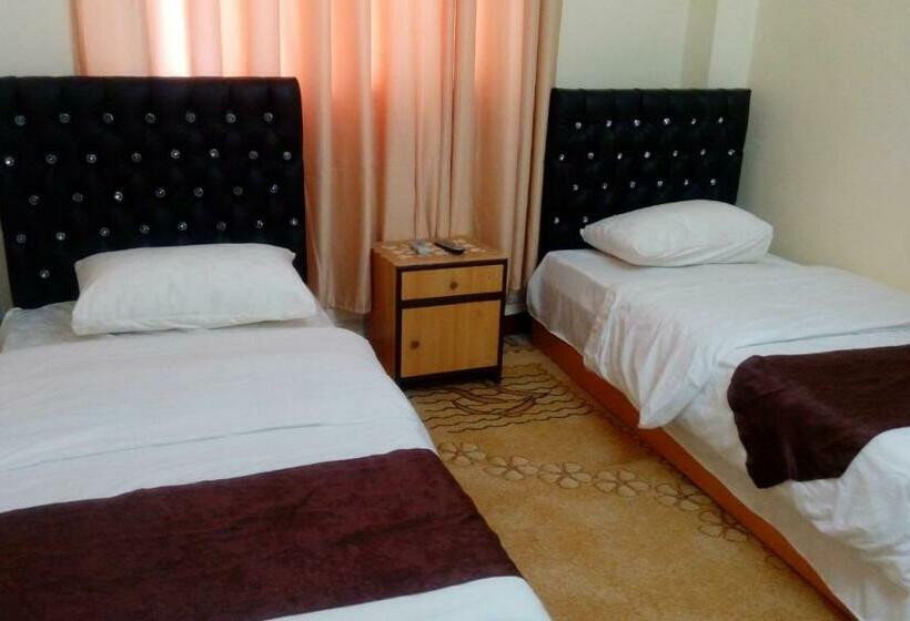 اتاق استاندارد, Hamoudah