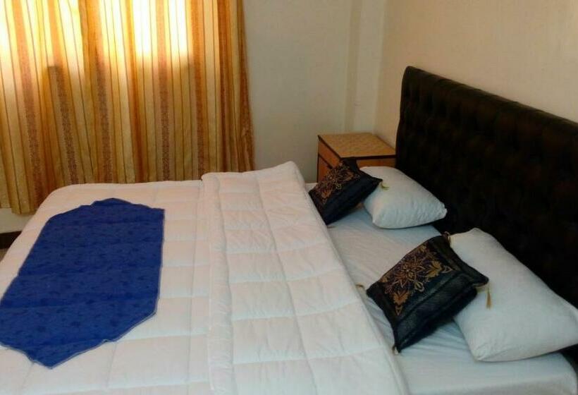 اتاق استاندارد, Hamoudah