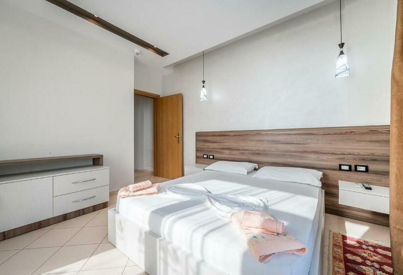 סוויטה דלוקס, Kamomil