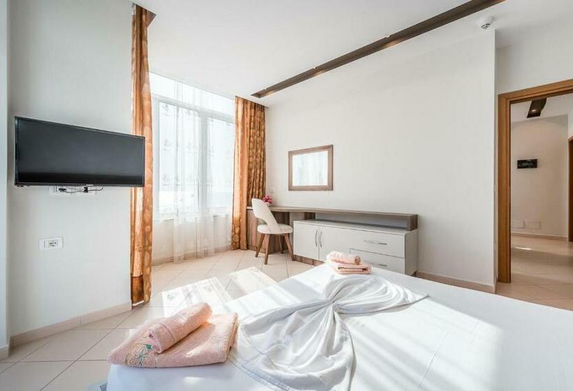 סוויטה דלוקס, Kamomil