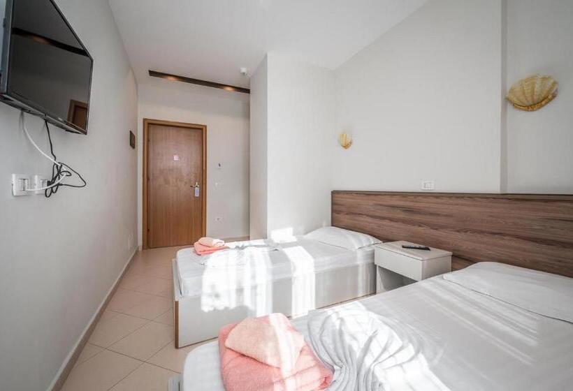 סוויטה דלוקס, Kamomil