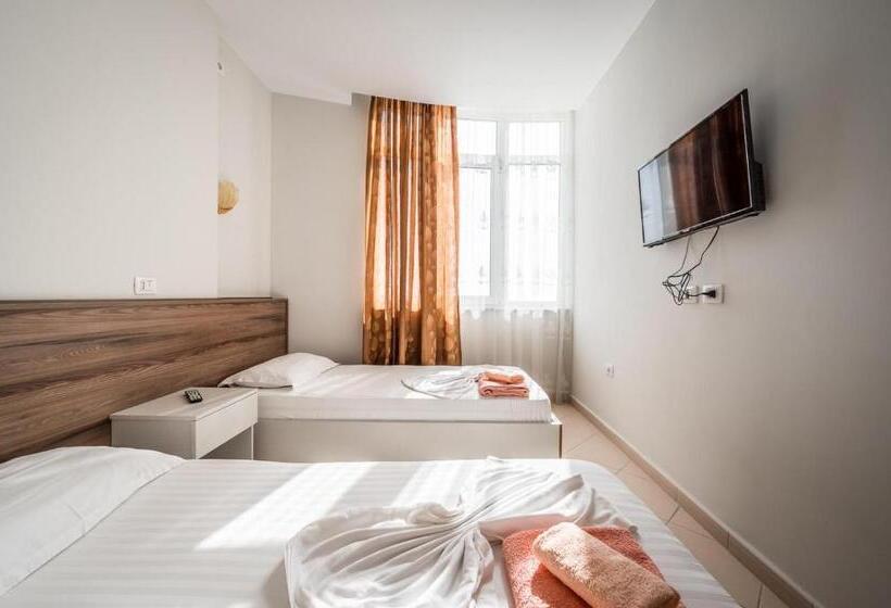 סוויטה דלוקס, Kamomil